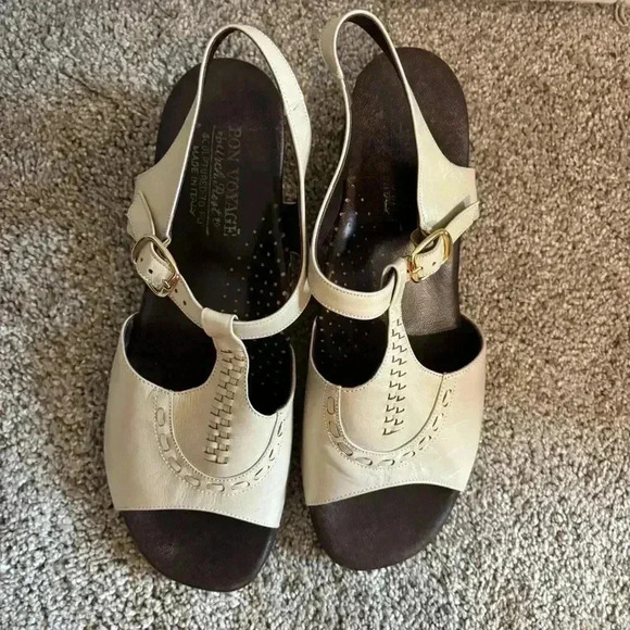 Bon Voyage Made In Italy Leather Cream Sandals Size 10 - Picture 4 of 7